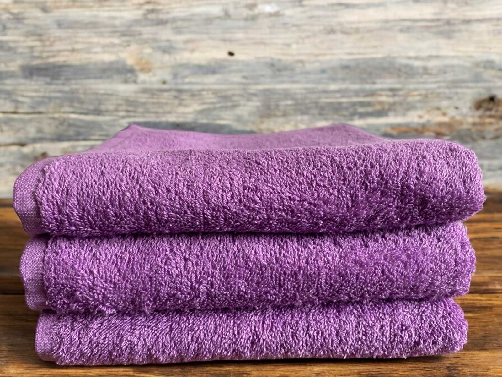Peškir glat 30x50cm 400g/m2 Ljubičasti 3 Peškir glat 30x50cm 400g/m2 Ljubičasti