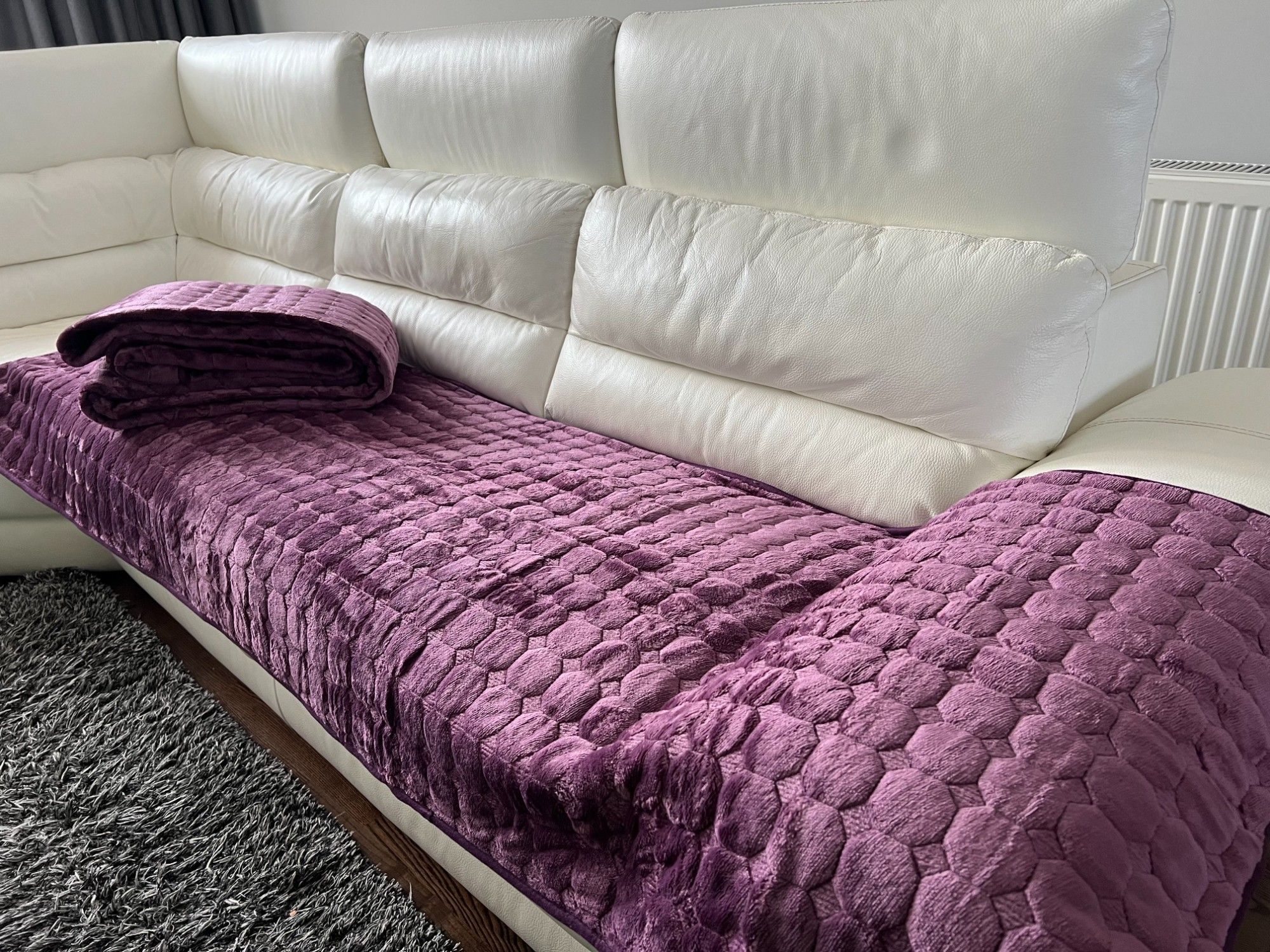 Set prekrivač trodelni Berry 3 344.jpg