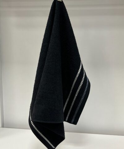 931crnabojakockice .jpg