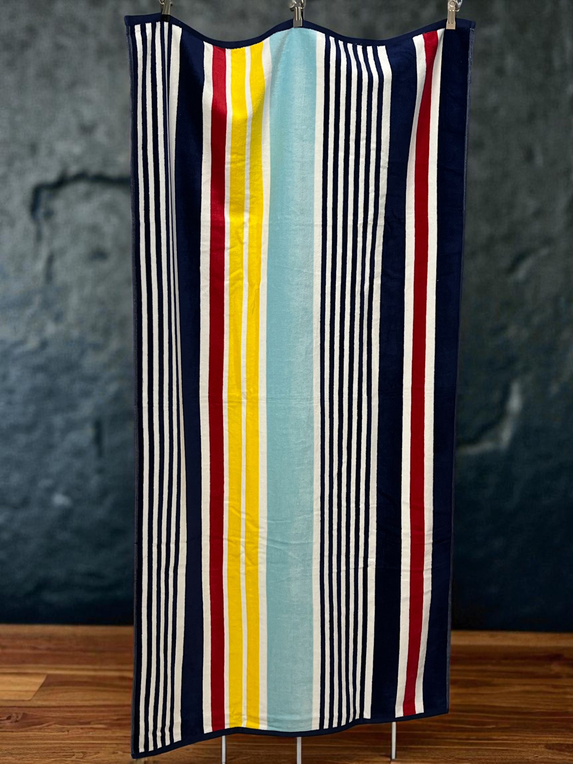Plažni peškir – 100% pamuk – 162 x 82 cm VIK'S16 3 viks8nova scaled 1.jpg
