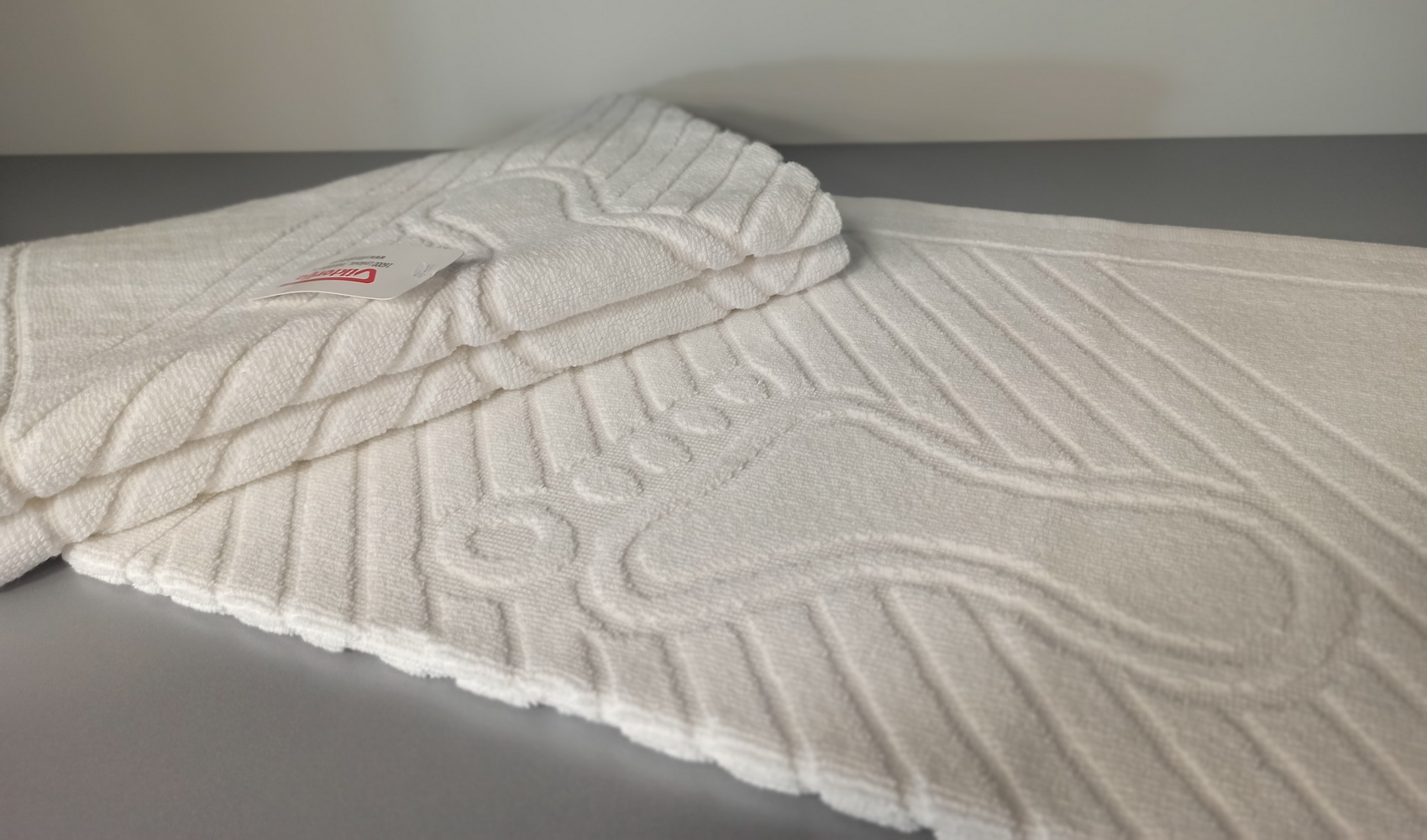 Peškir Stopalo WHITE 50x100cm 500g/m2 3 peskir stopalo 580 g m2.jpg