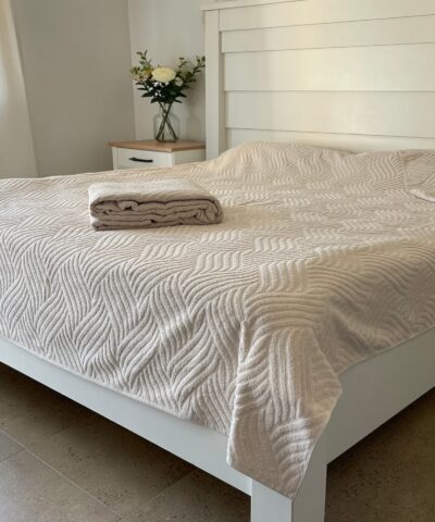 Letnji frotirni prekrivač - Sara - 200x200cm Bež boja